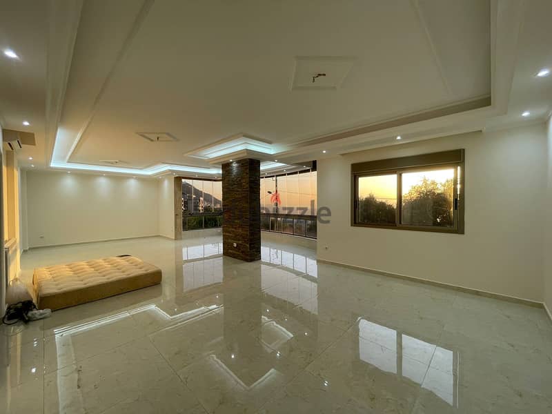 RWK184CA - Apartment For Rent in Sahel Alma - شقة للإيجار في ساحل علما 5