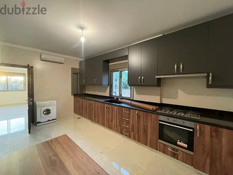 RWK184CA - Apartment For Rent in Sahel Alma - شقة للإيجار في ساحل علما 7