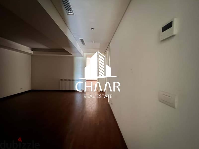 R1514 Outstanding Apartment for Sale in Yarzeh 4