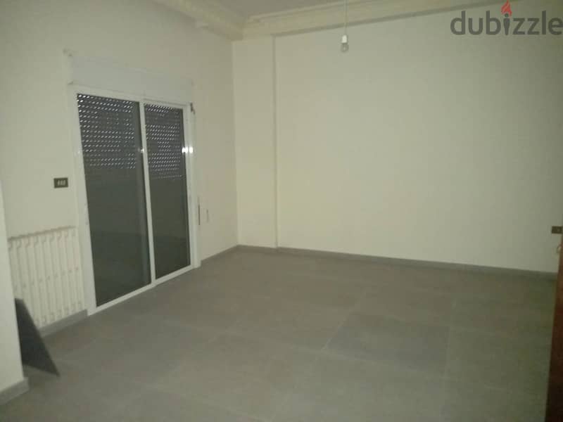Apartment for Sale in Jdeideh Cash      شقة للبيع في المطيلب كاش 4