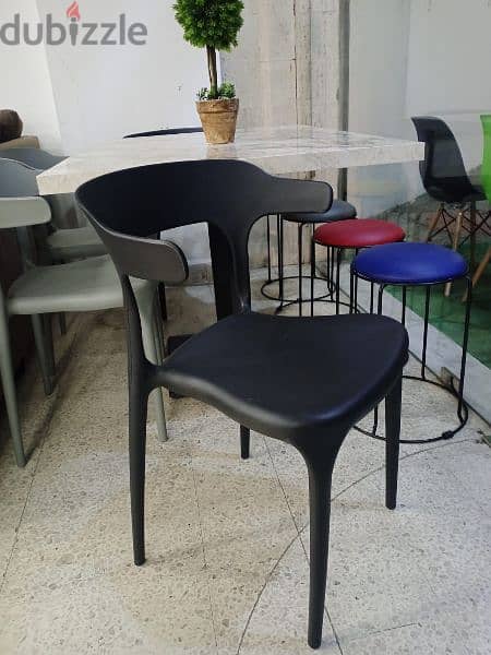 Chair is available in many colors 1