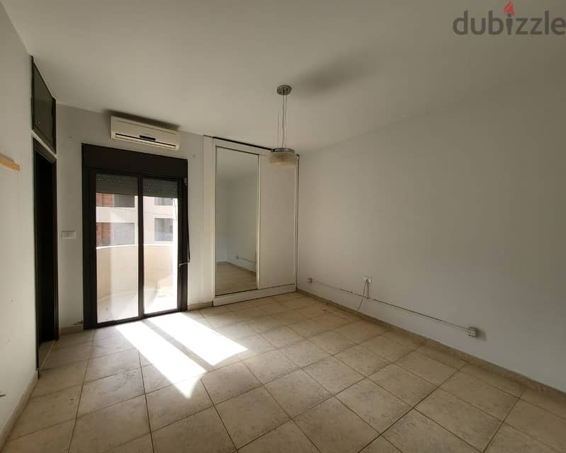 215 m2 apartment for sale in Adma - شقة للبيع في أدما 4