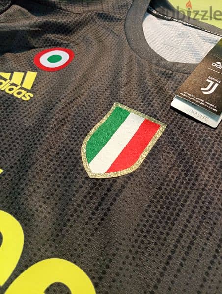 Juventus Ronaldo Retro Football Shirt Player version(New with tags) 5