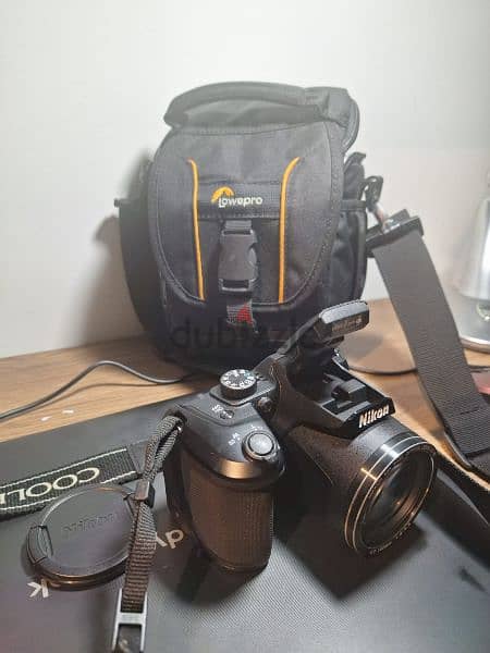 Nikon Coolpix B500, comes with a bag, batteries and even a memory card 9