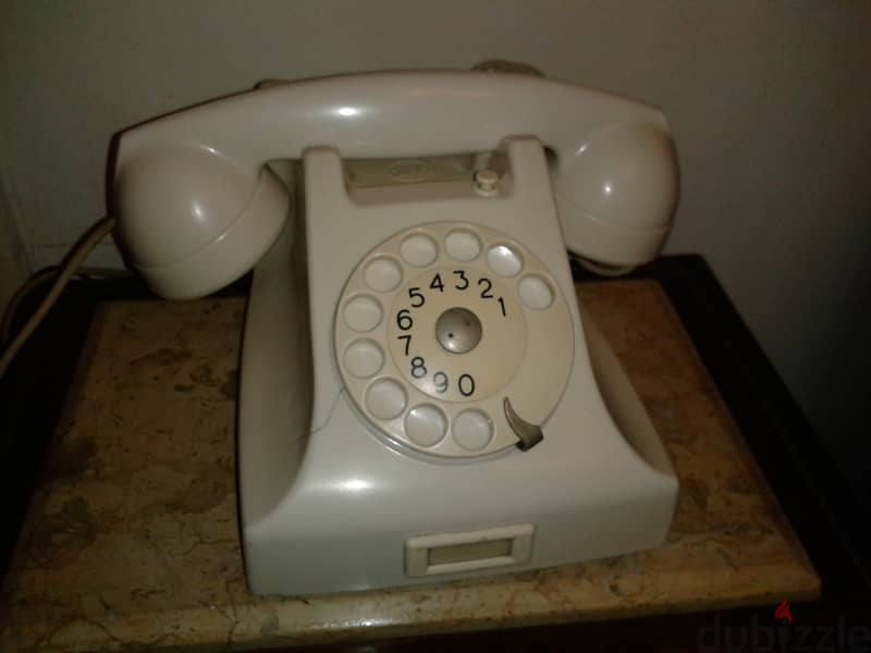 vintage rotary phones starting 17$ 1