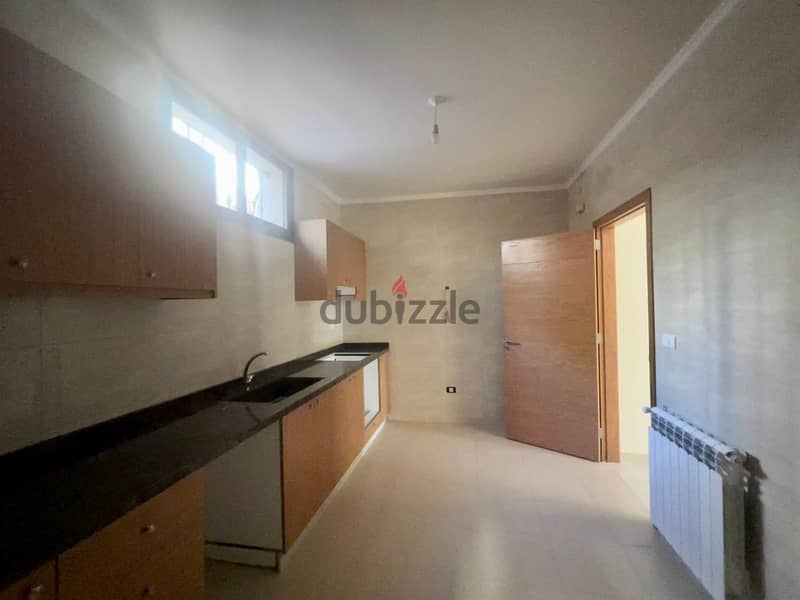 furnished apartment for rent in Broummana - شقة للإيجار في برمانا 5
