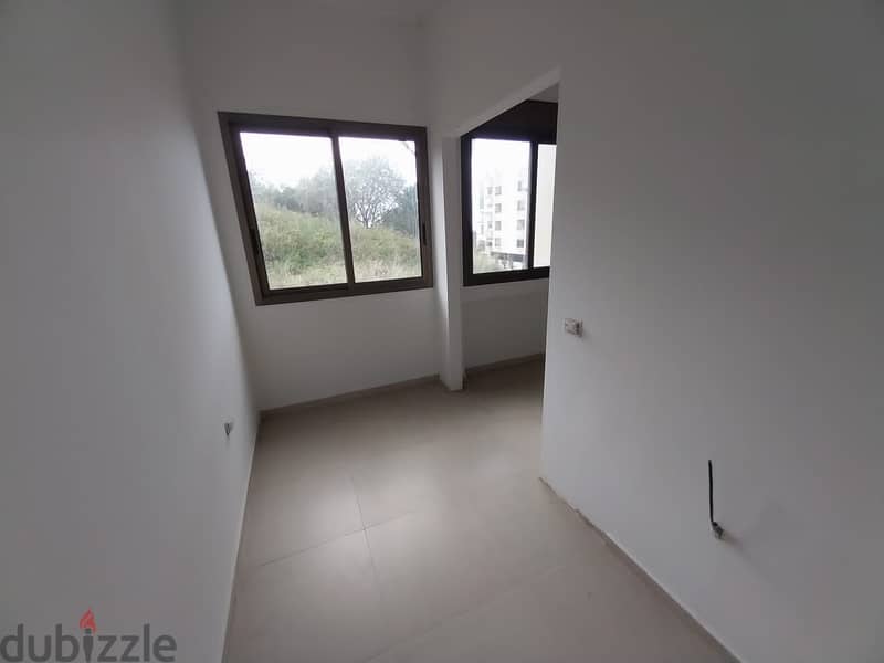 Apartment for sale in Mtayleb/ New/ Garden/ view 9