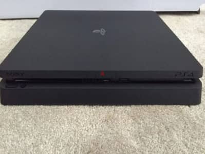 PS4 slim  with 2cd and pro controller