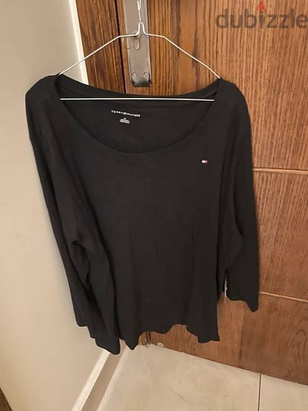 Brand New Tommy Hilfiger shirt Size XL  New still in the “étiquette” 0
