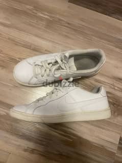 2 Real Nike shoes for 20$ / Both Size 44
