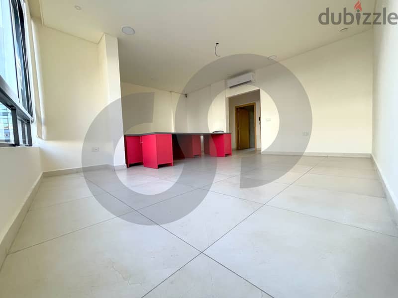 spacious and luxurious 150 sqm apartment in Bdaro/بدارو REF#LY97680 4