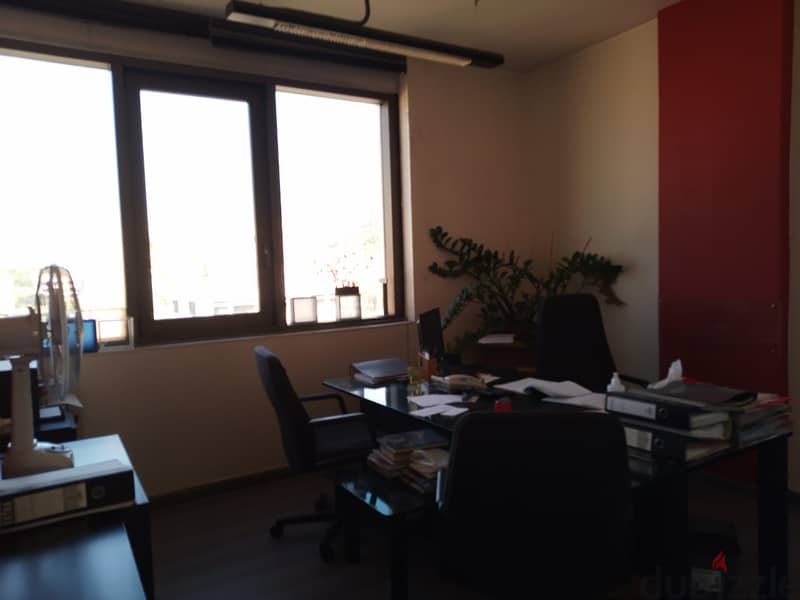 Decorated furnished 170 m2 office for rent in Ant Elias,Prime Location 11