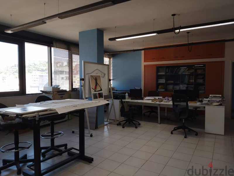 Decorated furnished 170 m2 office for rent in Ant Elias,Prime Location 14