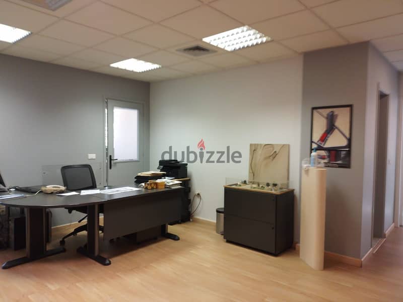 Decorated furnished 170 m2 office for rent in Ant Elias,Prime Location 18