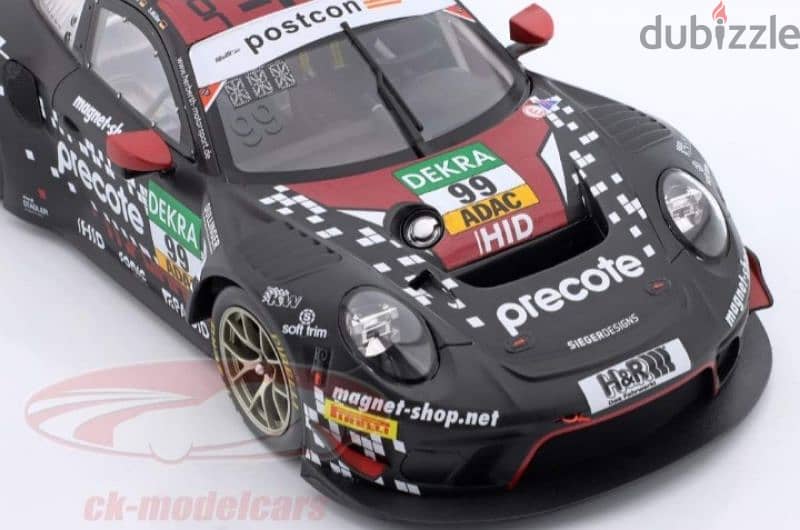 Porsche GT3 R 2021 diecast car model 1;18. 4