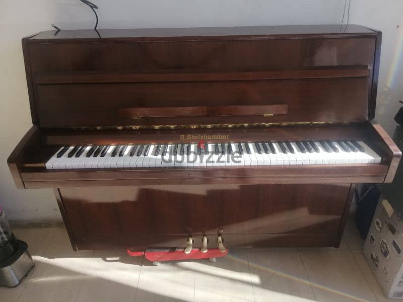 piano R. stelzhammer. germany very good condition tuning waranty 2