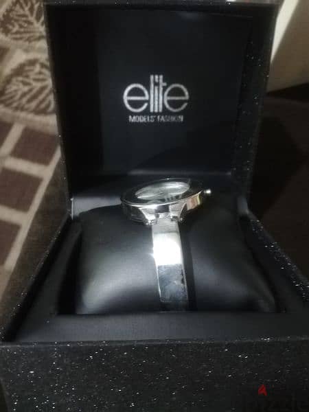 Montre elite models discount fashion