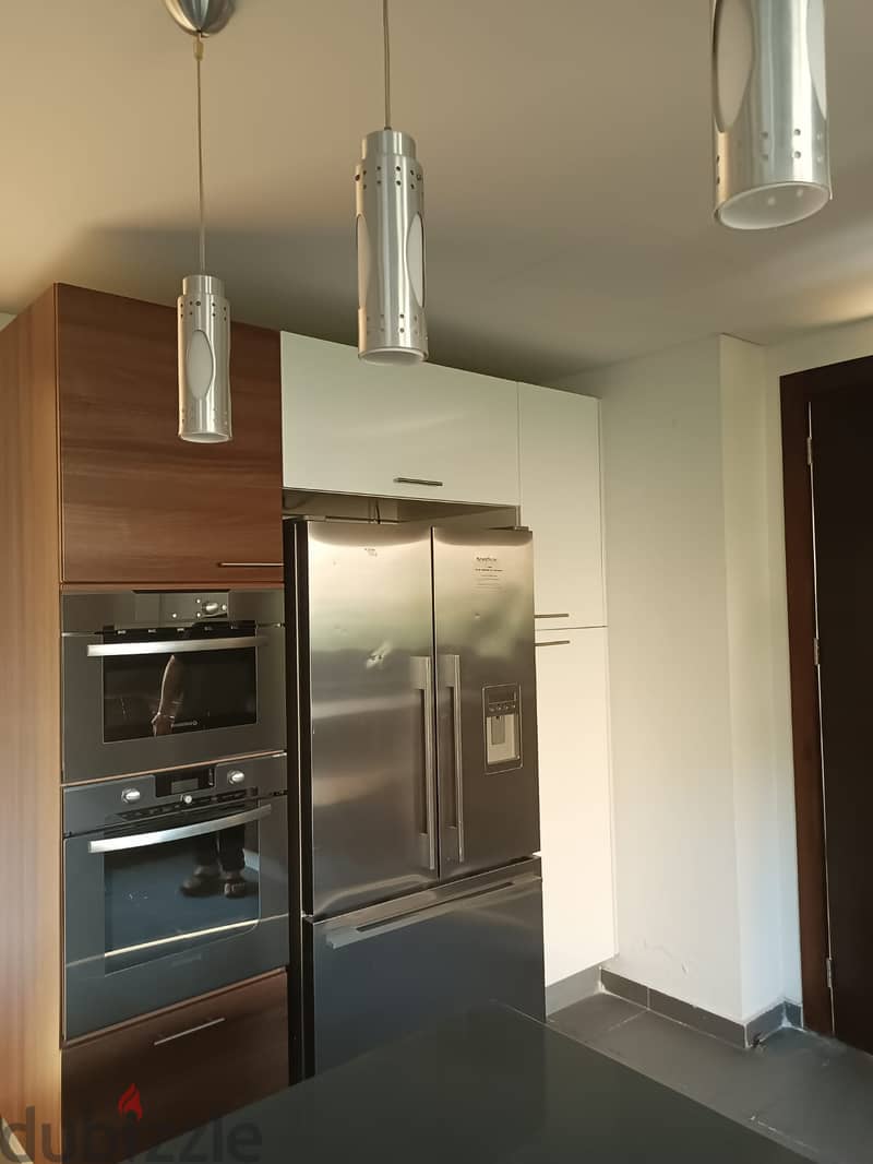 Brand new 300m2 apartment + partial sea view for rent in Rabweh 5