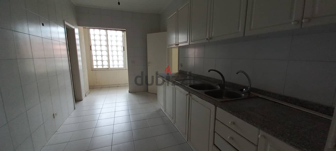 Wide Apartment for sale in Bkenneya شقة واسعو متكامتة للبيع في بقنايا 3