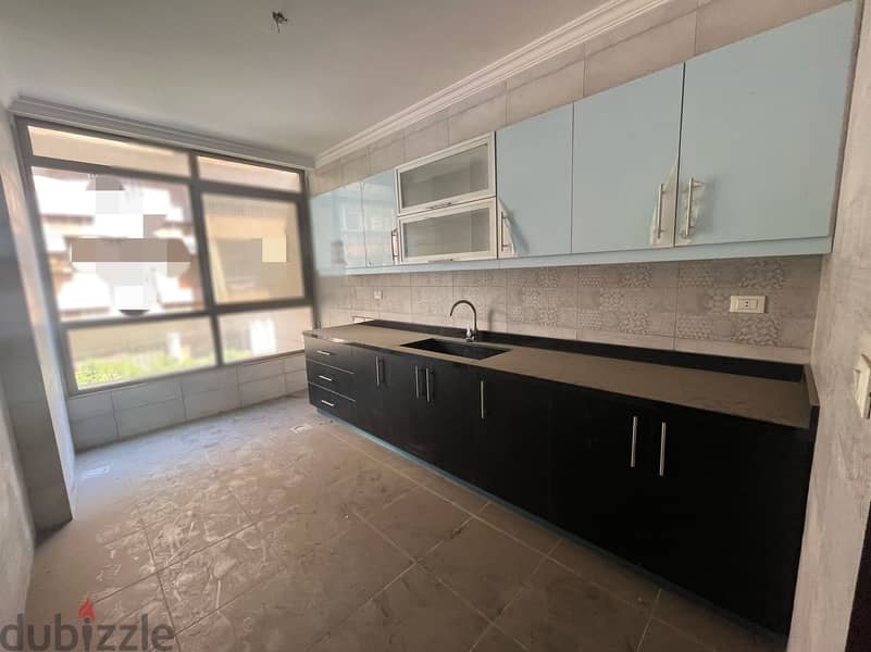 Beautiful Apartment For Sale in Mazraa شقة جميلة للبيع في مزرعة 2