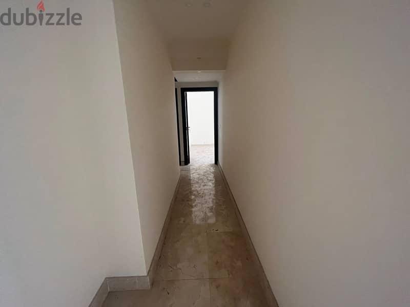 Beautiful Apartment For Sale in Mazraa شقة جميلة للبيع في مزرعة 5