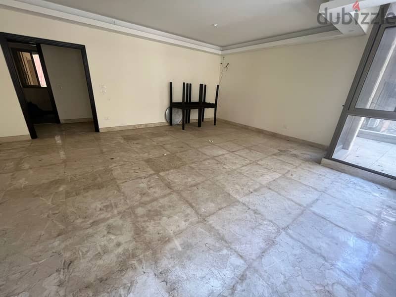Beautiful Apartment For Sale in Mazraa شقة جميلة للبيع في مزرعة 6