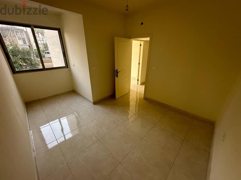 Apartment For Sale in Sin El Fil شقة للبيع في سن الفيل 7