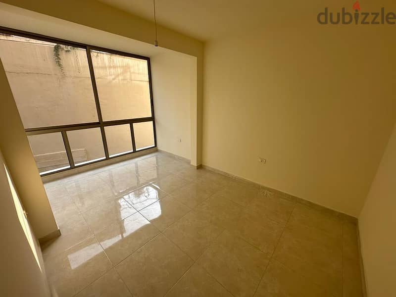 Apartment for sale in sin el fil شقة  في سن الفيل للبيع 7