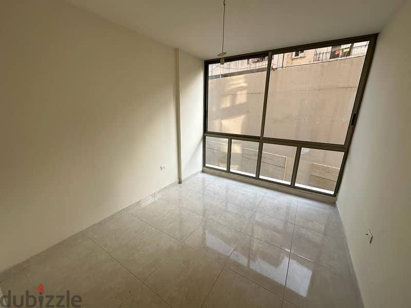 Apartment for sale in sin el fil شقة  في سن الفيل للبيع 9