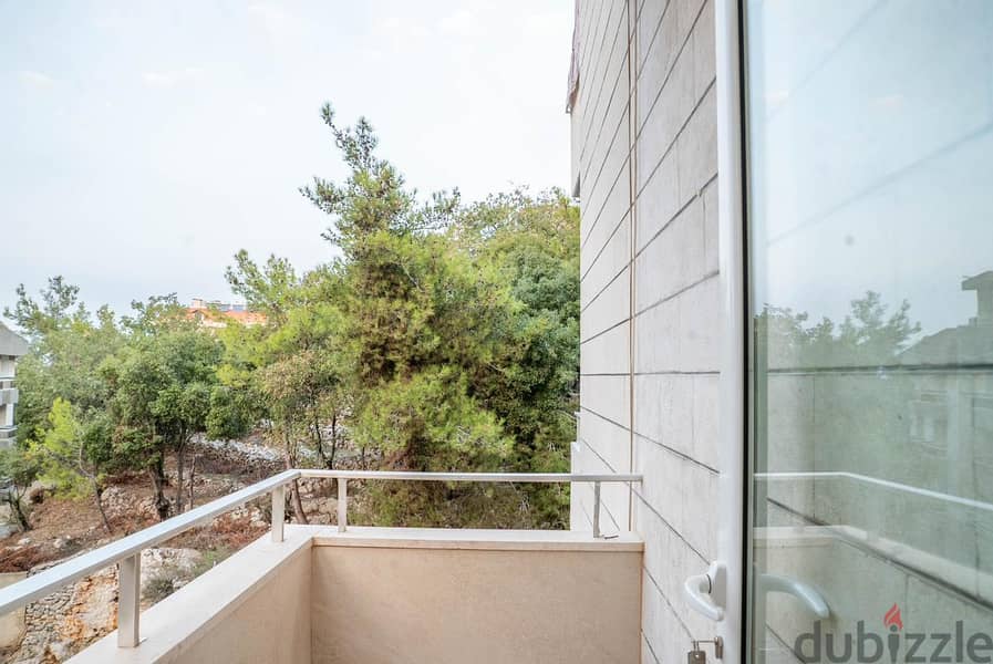 L13685-2-Bedroom Apartment With Sea View for Sale In Beit El Kikko 4