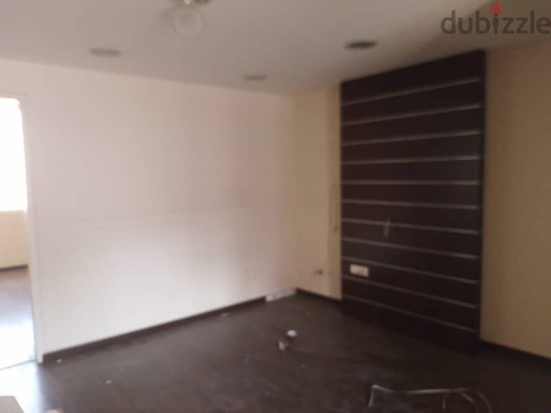 100m2 office for rent in commercial center Dora Prime Location 3