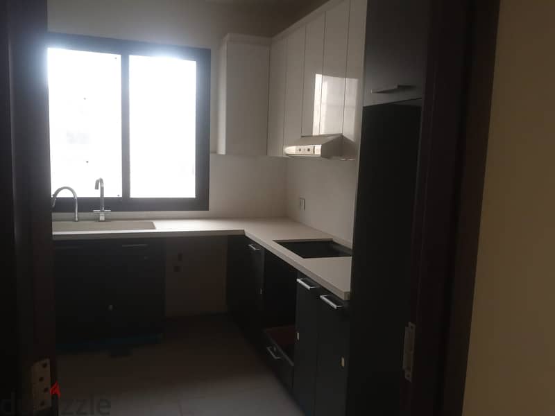 A 176 m2 apartment for sale in Syoufi - شقة للبيع في السيوفي/بيروت 5