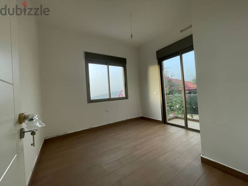 Apartment For Sale Mazraat Yachouh with Garden-شقة للبيع في مزرعة يشوع 4