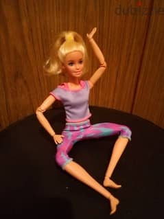 Barbie MADE TO MOVE Mattel 2020 wearing Great doll 22 flexi joints=28$