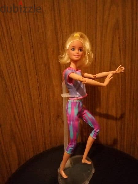 Barbie MADE TO MOVE Mattel 2020 wearing Great doll 22 flexi joints=28$ 4