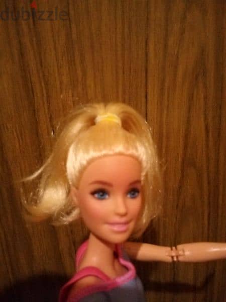 Barbie MADE TO MOVE Mattel 2020 wearing Great doll 22 flexi joints=28$ 7