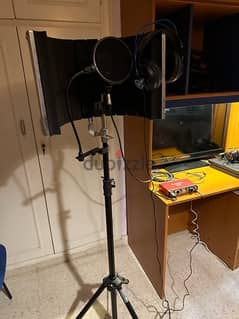 Full microphone set up (microphone, interface, stand, headphones) 0