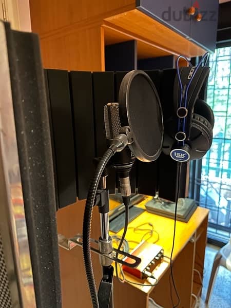 Full microphone set up (microphone, interface, stand, headphones) 1