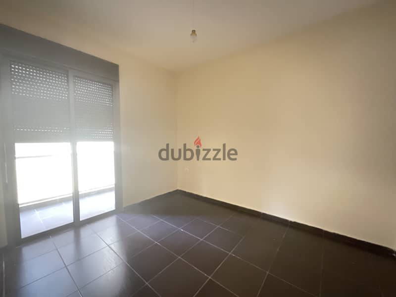 RWB175AH - Apartment for Sale in Breij Jbeil شقة للبيع في البريج جبيل 3