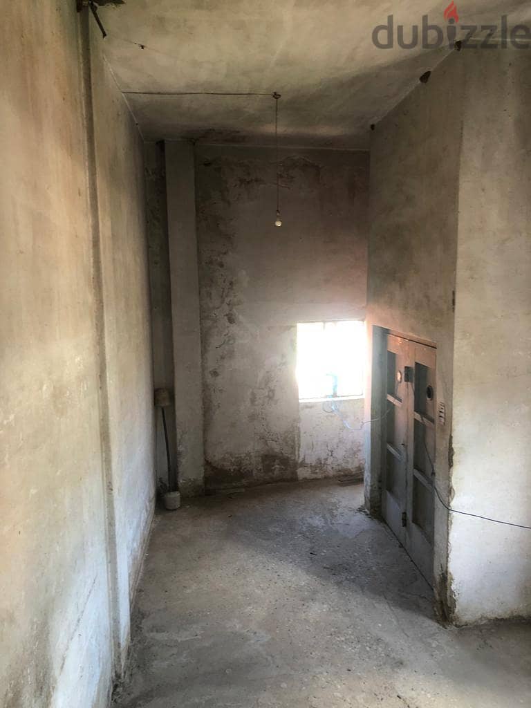 L13698-Old Building For Rent In The Heart Of Jbeil 1