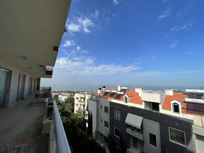 stunning view! spacious appartment 18