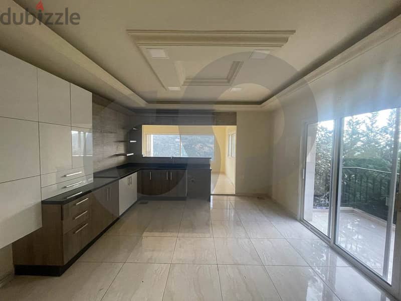 Luxururious 240sqm apartment in Aley/عاليه REF#TS97874 4