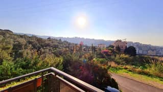 Decorated 175 m2 apartment + open mountain view for sale in Mansourieh