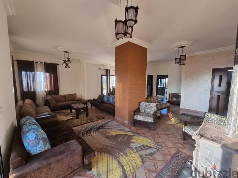 A furnished 1100 m2 house with a garden and terrace for rent in Aanaya 11