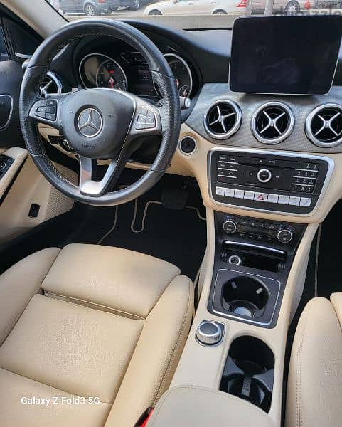 Mercedes Benz Gla 250 4matic 2019 full options  ajnabieh 6