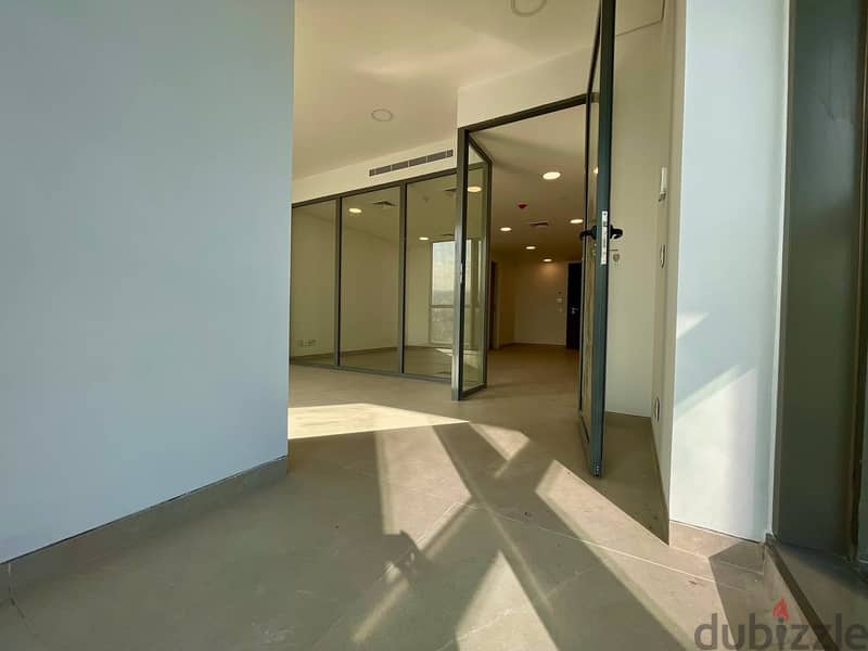 JH23-3096  75m office for rent in Sin l Fil , $ 700 cash per month 2