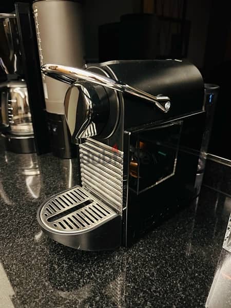 Nespresso Machine - Used like new - Coffee espresso 2