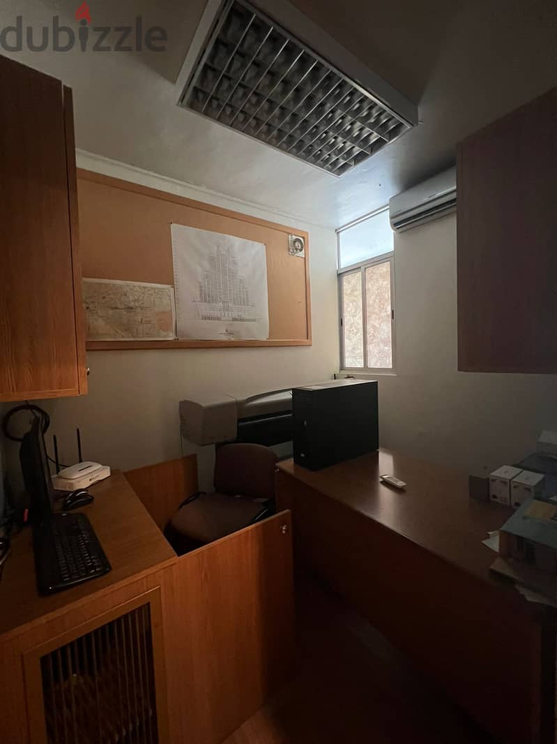 Spacious Office For Rent In Achrafieh 5