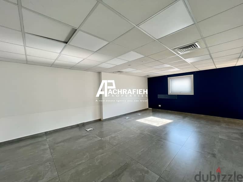 Office For Rent In Downtown - مكتب للأجار في وسط بيروت 2