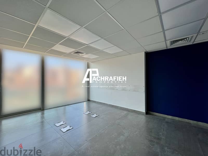 Office For Rent In Downtown - مكتب للأجار في وسط بيروت 13